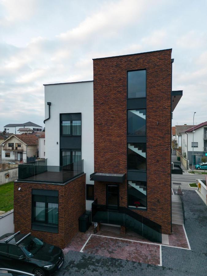 Perla Lux Apartmani Indija Zewnętrze zdjęcie